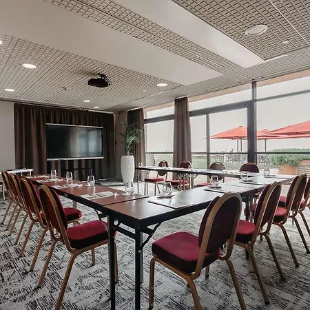 فندق Baya كابروتو