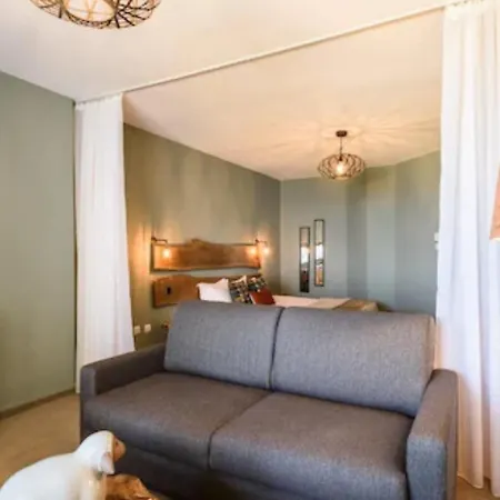Baya Hotel